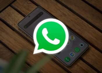 La aplicación de mensajería integrará soporte para chatear y gestionar múltiples inteligencias artificiales externas