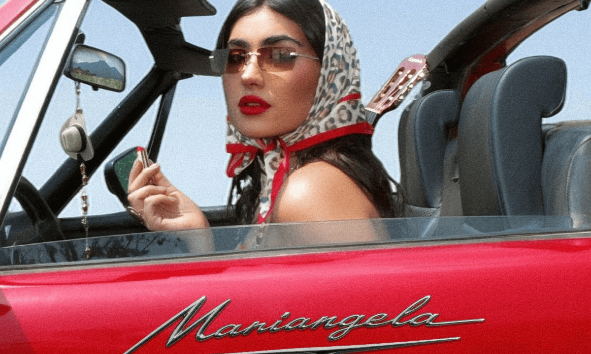 La cantautora Mariangela rinde homenaje a sus raíces fronterizas con el lanzamiento de su nuevo EP titulado 956 FM