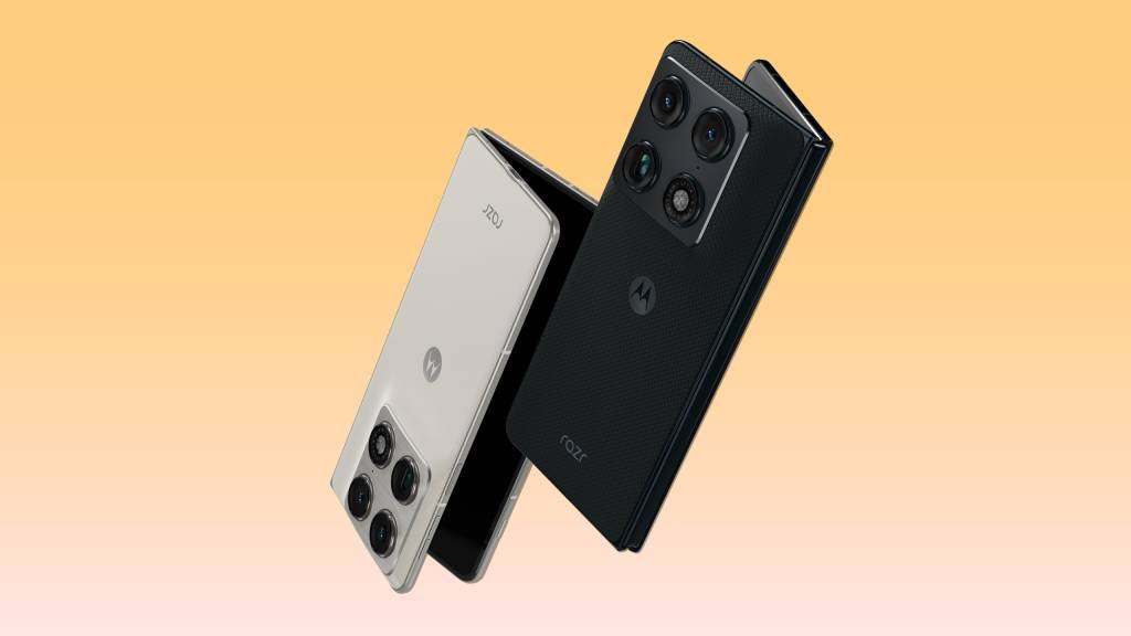 Motorola se suma a la tendencia de los teléfonos plegables con un diseño similar al formato pasaporte