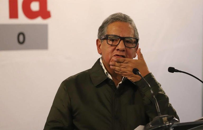 Niega Higinio Martínez la existencia de legisladores vinculados al narcotráfico en la Cámara Alta