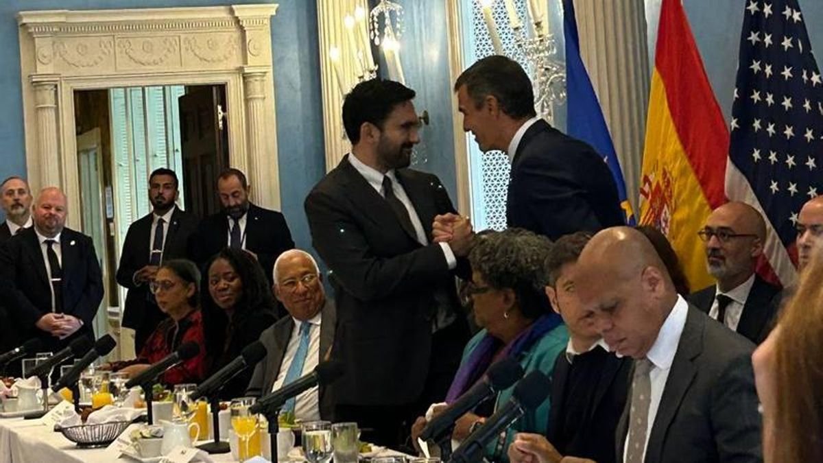 Pedro Sánchez y Zohran Mamdani reivindican en Nueva York un modelo social frente a la política de bloques