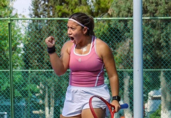 Teporaca Reyes brilla en el circuito internacional y clasifica a semifinales del ITF J30 en Chihuahua