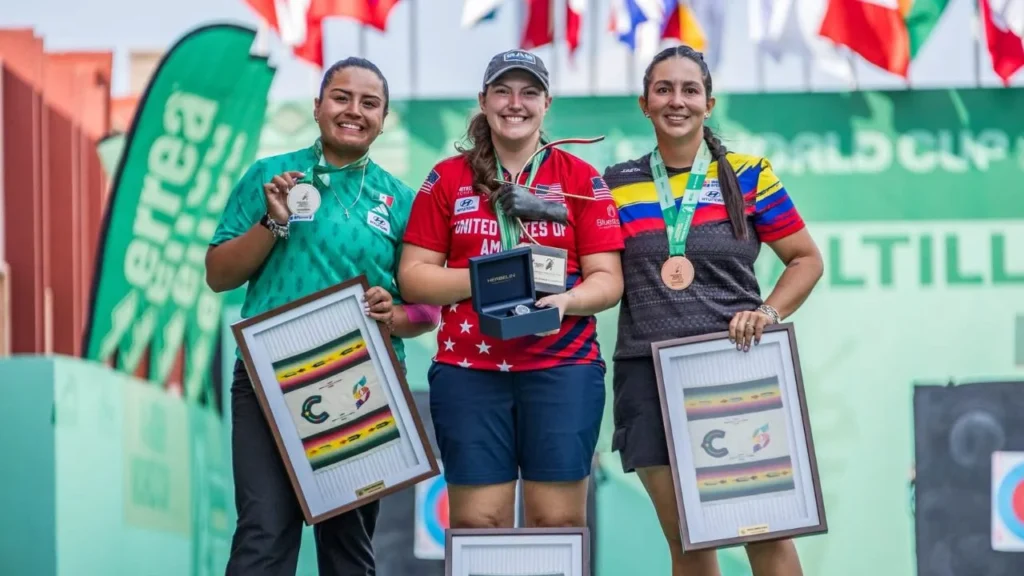 Tiro con arco nacional cosecha plata y bronce en el cierre de la copa mundial