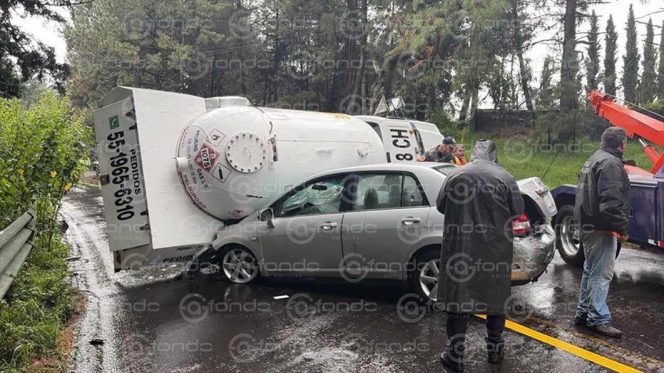 Tráfico detenido y momentos de tensión en la vía México-Cuernavaca por accidente vial
