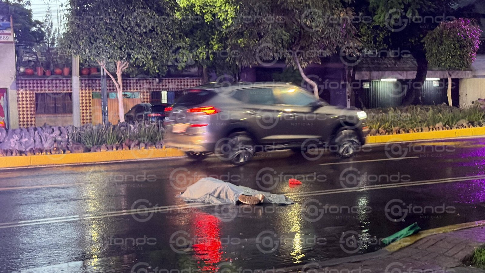 Tragedia vial en la alcaldía Venustiano Carranza: ciclista muere tras doble impacto de motocicleta y camioneta