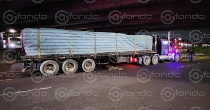 Trágico accidente en la alcaldía Gustavo A. Madero: motociclista muere arrollado por un tráiler