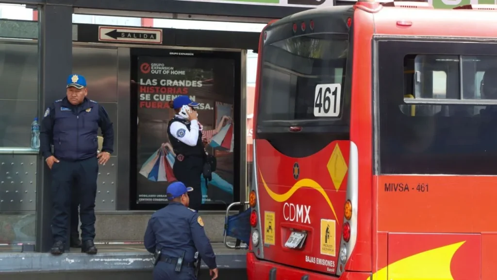 Trágico accidente en la alcaldía Gustavo A. Madero: mujer pierde la vida tras ser atropellada por el Metrobús