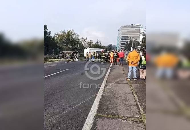 Trágico accidente en la autopista México-Toluca deja dos víctimas fatales tras incendio vehicular