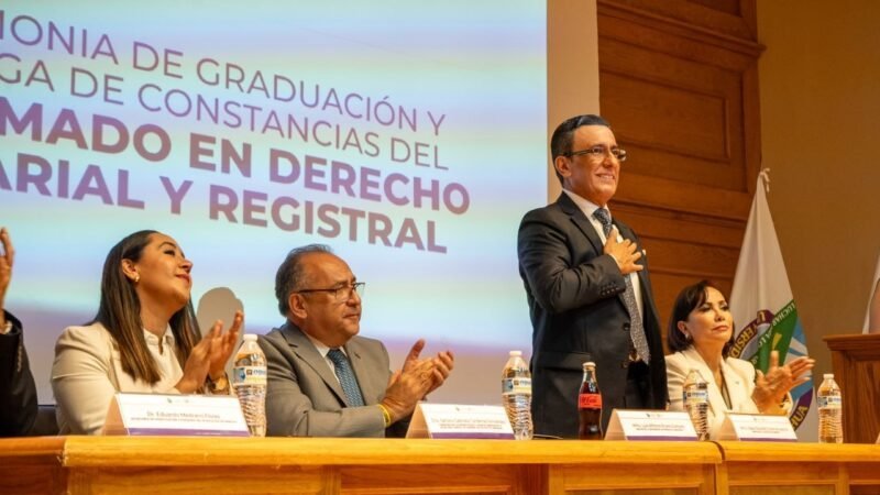 Universidad Autónoma de Chihuahua otorga constancias a más de ciento cuarenta expertos en derecho notarial