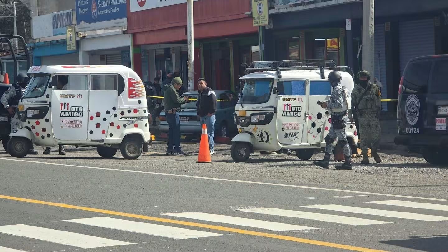 Violencia en la carretera México-Cuernavaca deja dos muertos y una menor herida tras tiroteo