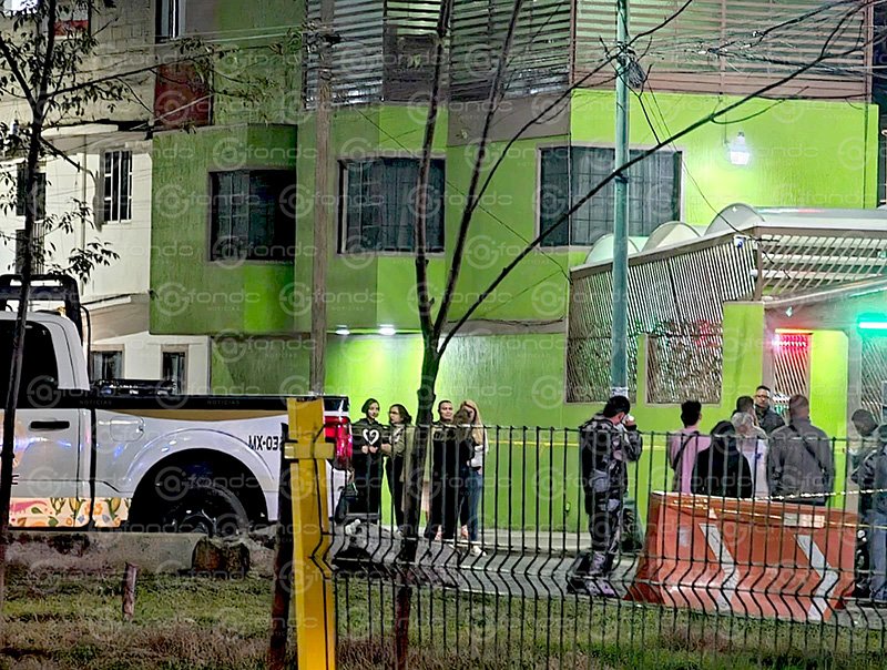 Violenta balacera en presunto punto de narcomenudeo deja a una pareja gravemente herida