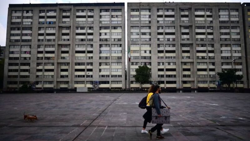 A cincuenta y ocho años de la masacre en la Plaza de las Tres Culturas, México exige justicia