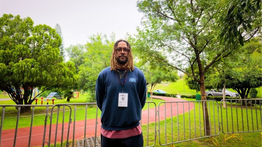 A una década de su debut solista, Jesse Baez reflexiona sobre su evolución artística e independencia
