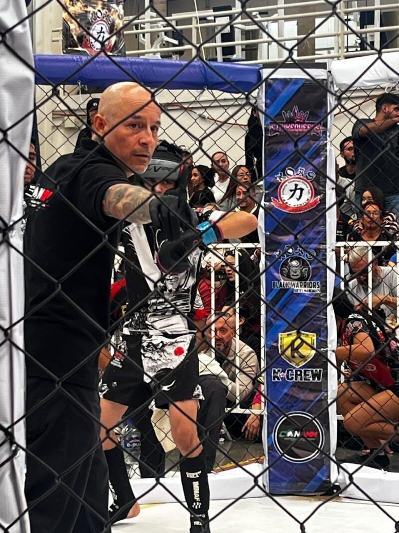 Aarón Molina conquista el oro en el Campeonato Panamericano de Muay Thai celebrado en Uruguay