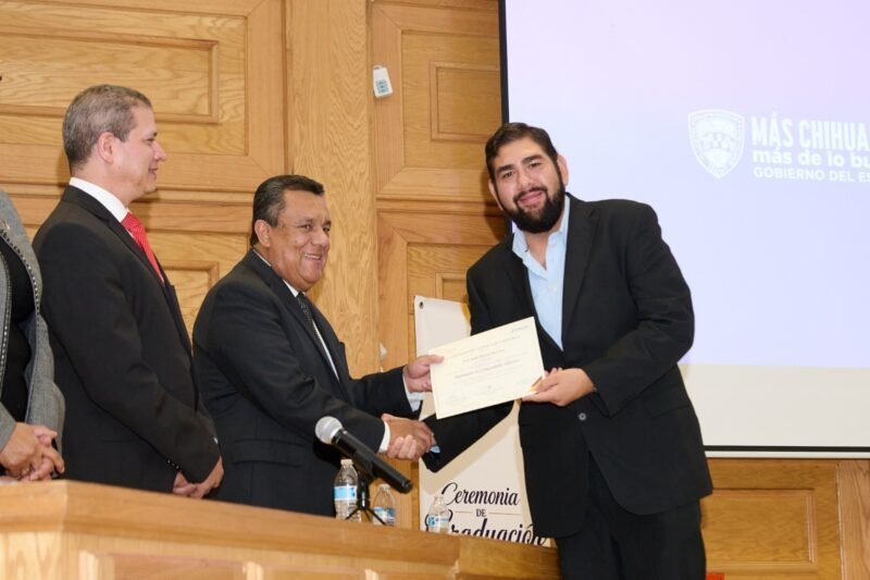Académicos de la UTCam concluyen posgrado internacional para potenciar la educación global en México