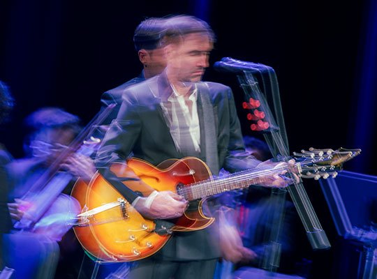 Andrew bird conmemora dos décadas de su obra cumbre en un emotivo concierto capitalino