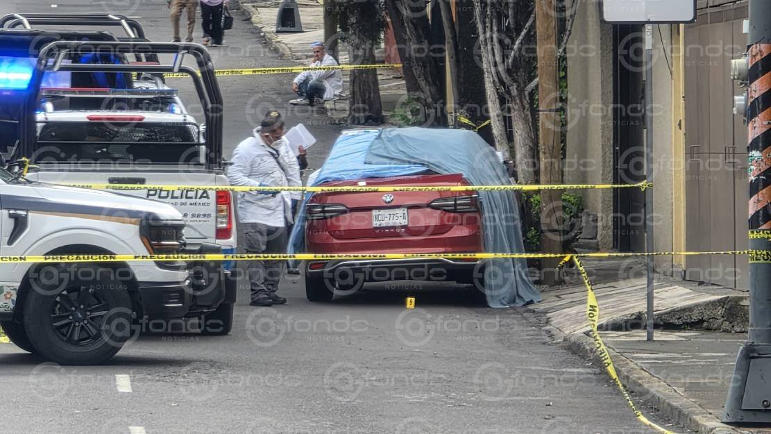 Ataque armado de falsos repartidores deja un exrecluso muerto y dos mujeres heridas en Álvaro Obregón