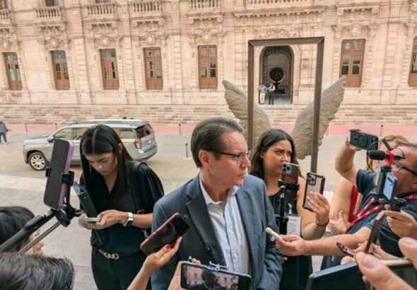 Aumento en derechos de salud golpeará la economía familiar y la atención médica, advierte Hacienda