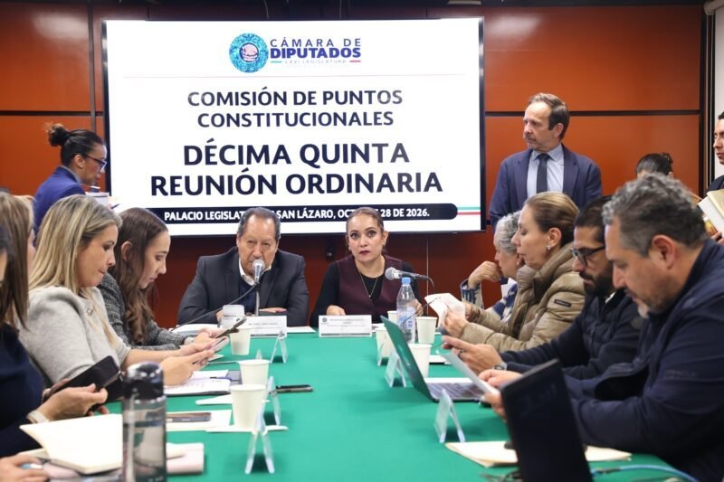Comisión de Puntos Constitucionales entrega informe con doce proyectos de predictamen para su revisión
