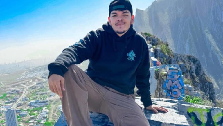 Confirman que el streamer Carlos Mauricio Gómez, conocido como El Komanche, falleció por asfixia