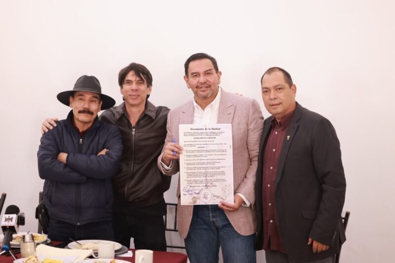 cruz pérez cuéllar consolida alianzas con referentes de izquierda y sella pacto de unidad en chihuahua