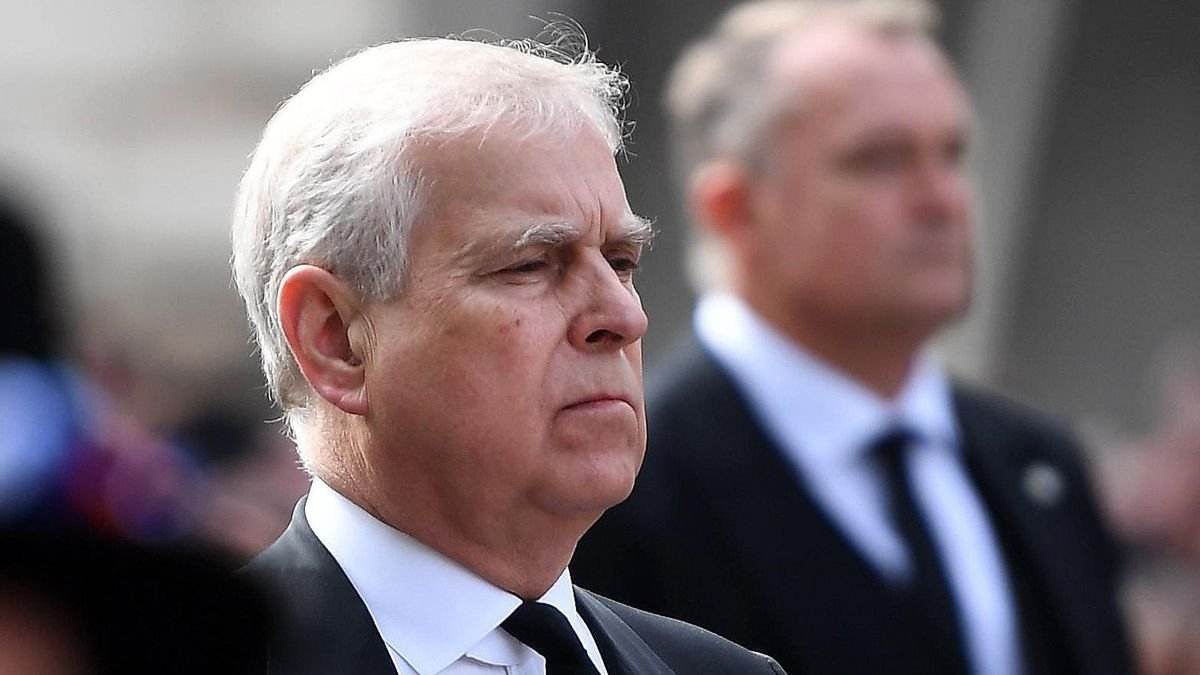 Demanda judicial del expríncipe Andrés contra la policía británica por los registros vinculados al caso Epstein