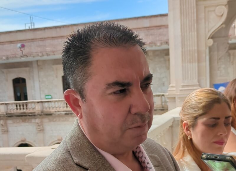 Detectan nuevos métodos de ocultamiento de cigarros electrónicos dentro de planteles escolares