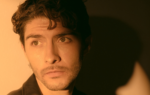 El cantautor ecuatoriano Alex Ponce estrena el sencillo que da inicio a su próxima etapa musical