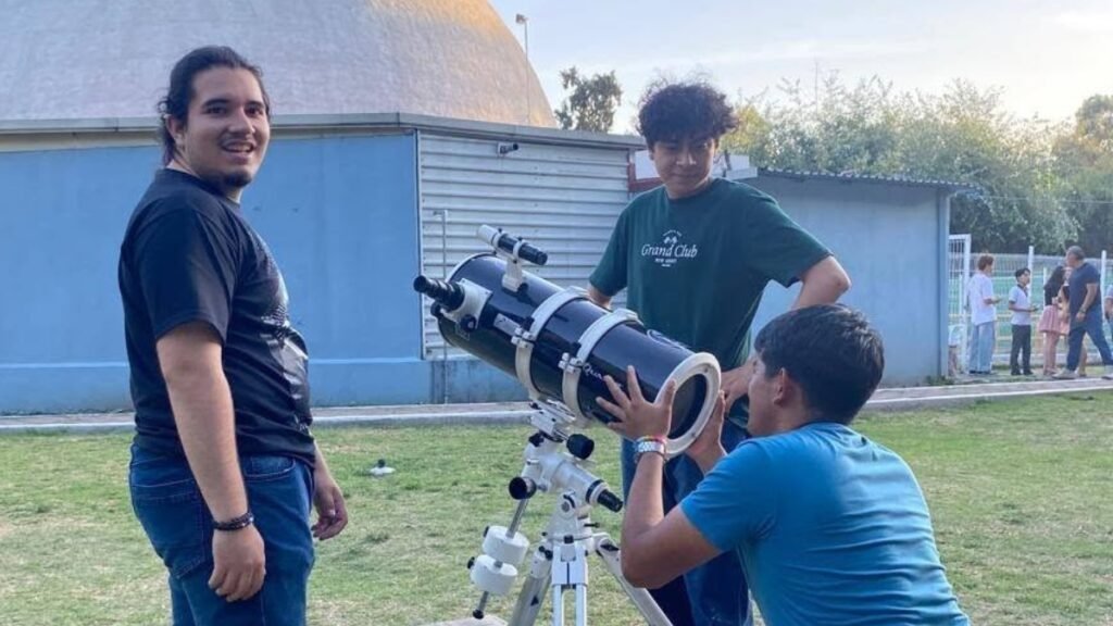 El Planetario Luis Enrique Erro invita a registrar telescopios para la Noche de las Estrellas 2026