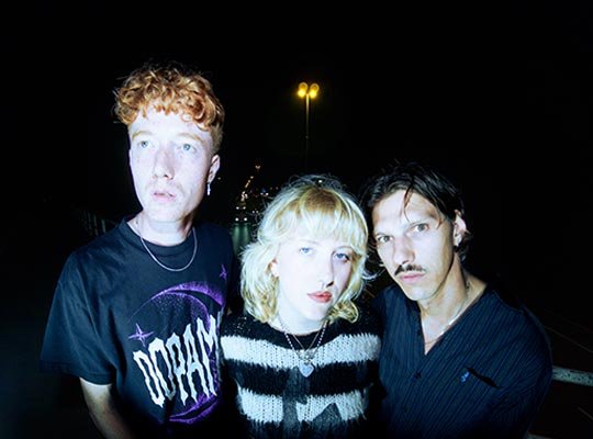 Explorando los abismos sonoros de mood bored, la nueva promesa del noise pop europeo