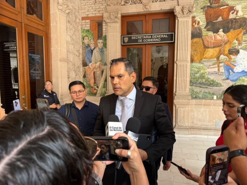 Fiscalía de Chihuahua indaga el hallazgo de dos cabezas humanas sobre la vía a Cuauhtémoc