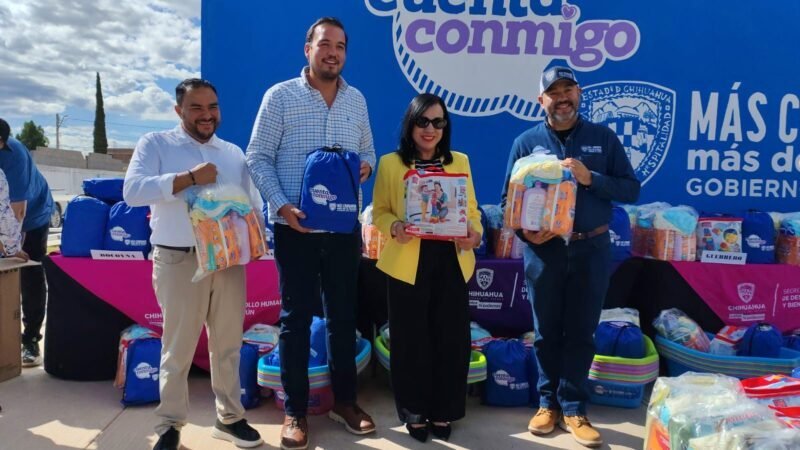 Gobierno estatal y autoridades de Camargo encabezan reparto de paquetes de apoyo infantil en la región
