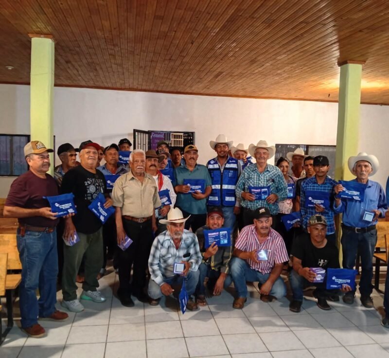 implementan brigadas y reparten miles de kits en chihuahua para frenar el gusano barrenador