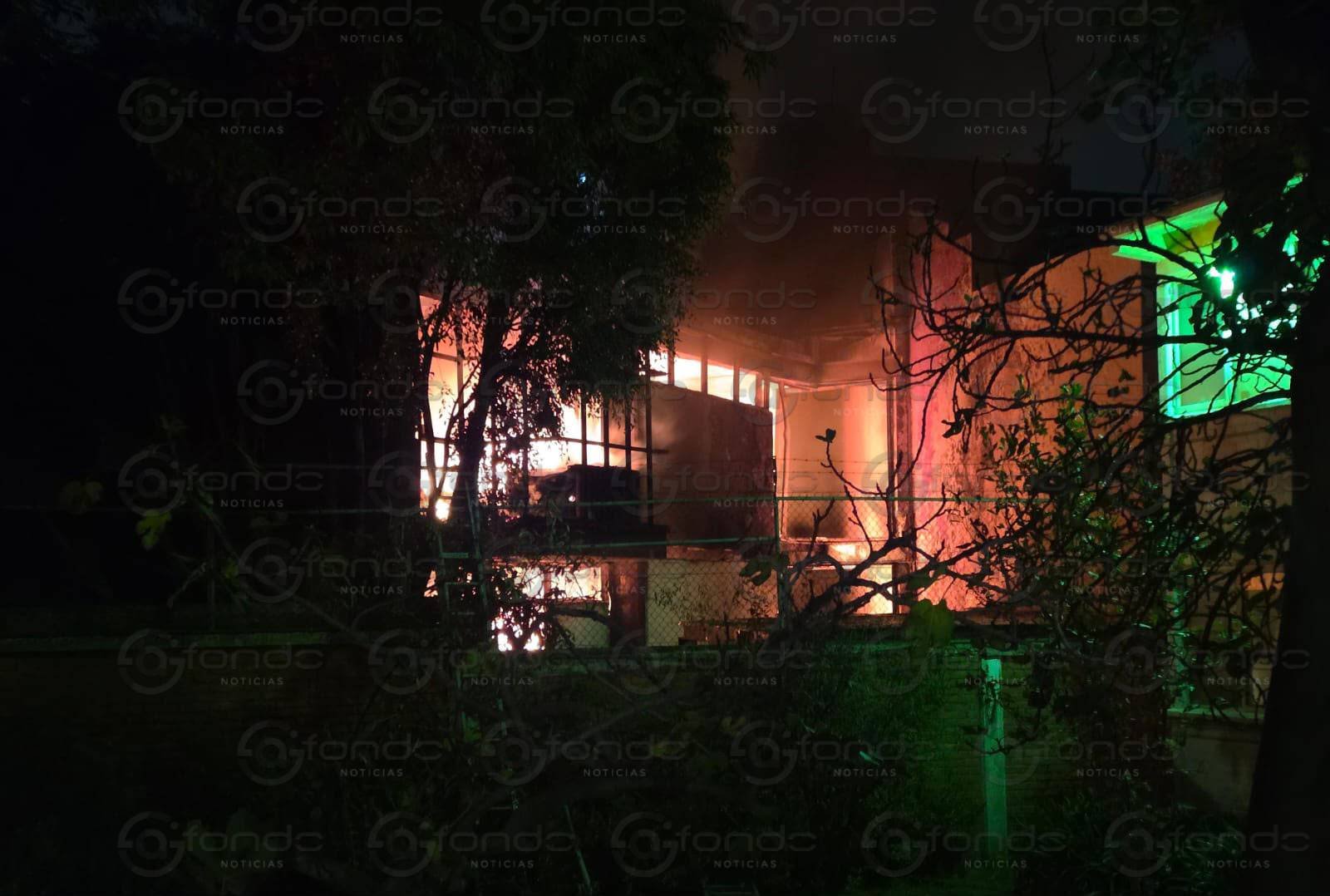 Incendio en la alcaldía Magdalena Contreras obliga a evacuar de emergencia un asilo