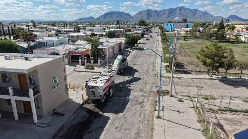 Inicia pavimentación en cuatro vialidades de Camargo ante severos daños y piden extremar precauciones al transitar