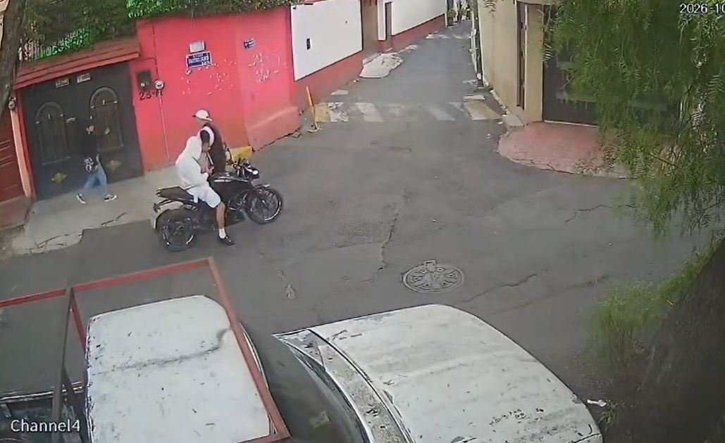 Intento de asalto en Xochimilco: joven frustra atraco a navajazos cometido por motociclistas