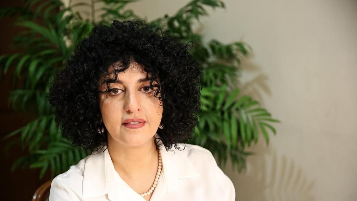 La activista Narges Mohammadi relata en sus memorias su persistente resistencia desde las prisiones de Irán
