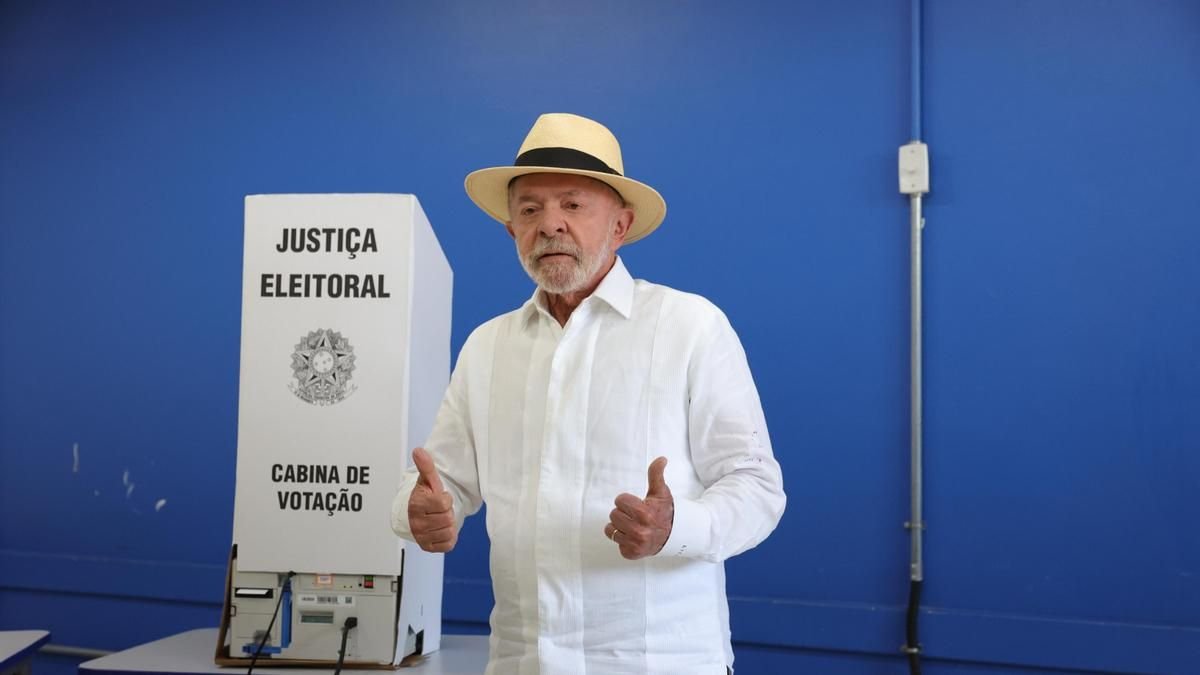 La campaña de lula acusa a meta ante la justicia electoral por favorecer a bolsonaro