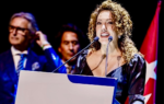 La cantautora Erika Ender es galardonada en Madrid por su profunda labor social y trayectoria