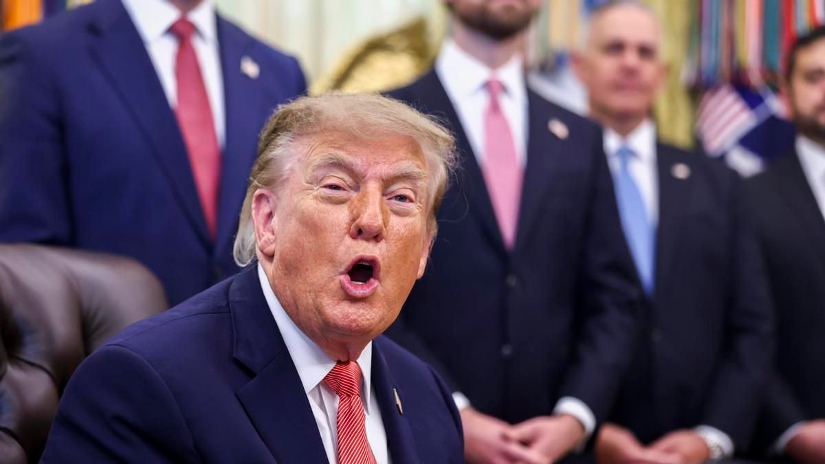 Las inusuales evaluaciones físicas de Donald Trump a candidatos republicanos durante sus mítines de campaña