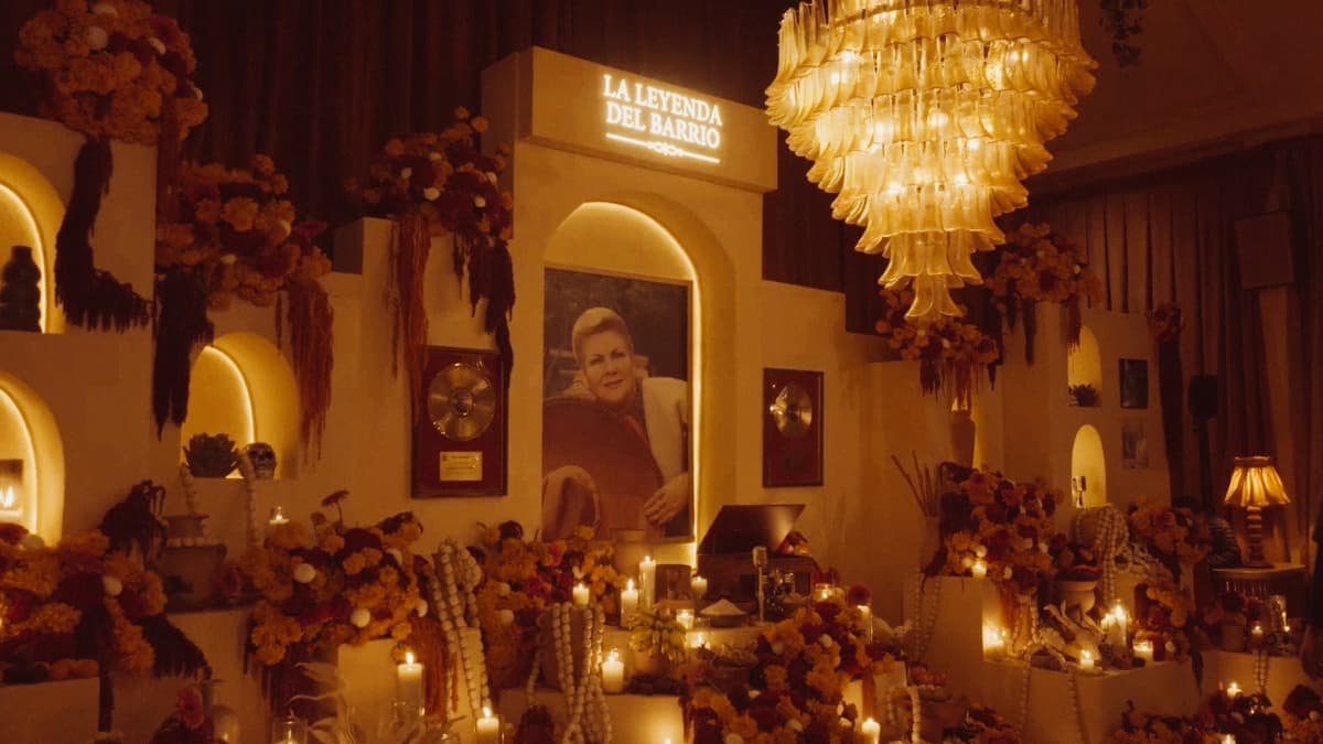 Legado y tecnología: así fue el emotivo tributo musical a Paquita la del Barrio