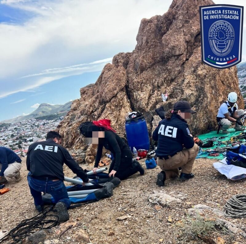 Madres buscadoras reciben adiestramiento en técnicas de rescate vertical ante terrenos complejos en Parral