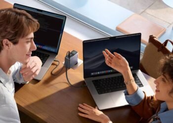Nuevos cargadores ugreen nexode pro: mayor potencia, pantallas informativas y sistemas de cables retráctiles