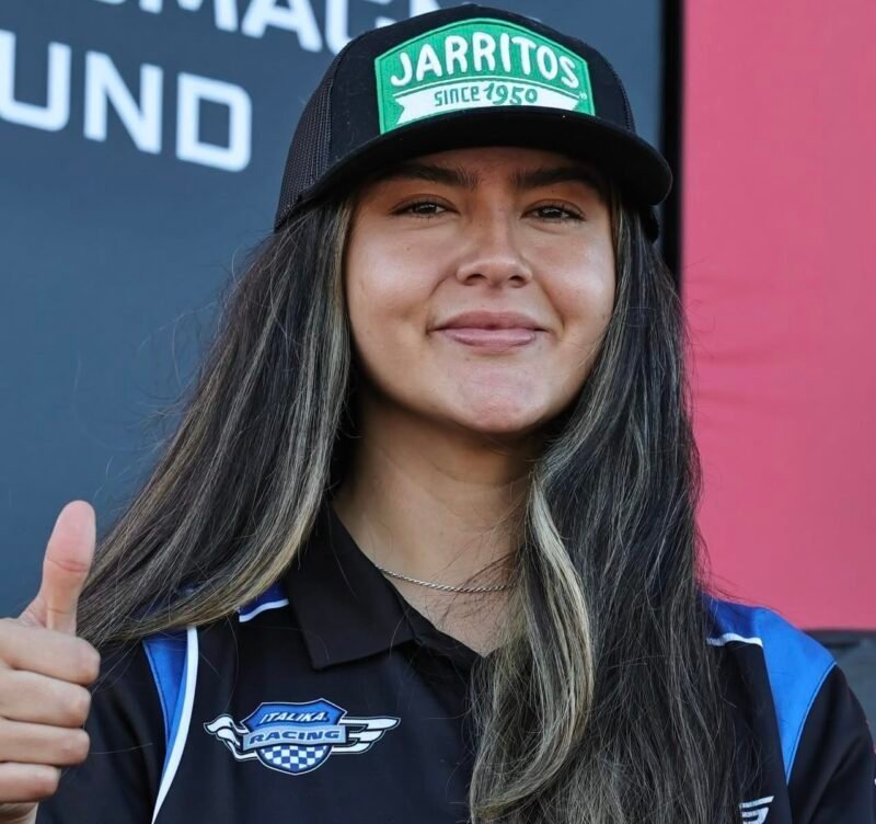 Piloto mexicana Astrid Madrigal alista su despedida del mundial de motociclismo en territorio español