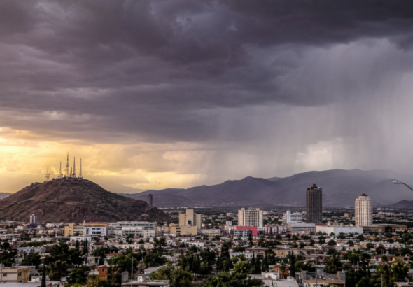Pronostican jueves con ambiente caluroso de hasta 38 grados y precipitaciones en diversas regiones de Chihuahua