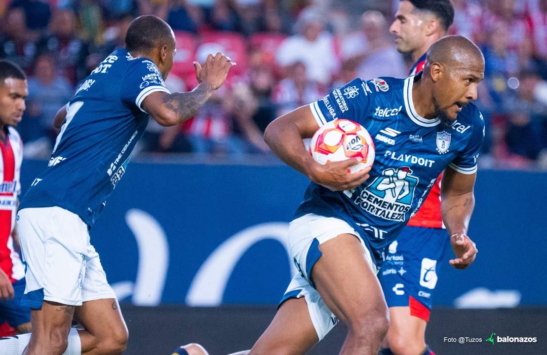Salomón Rondón llega a trece dianas en México a pesar de la derrota de Pachuca
