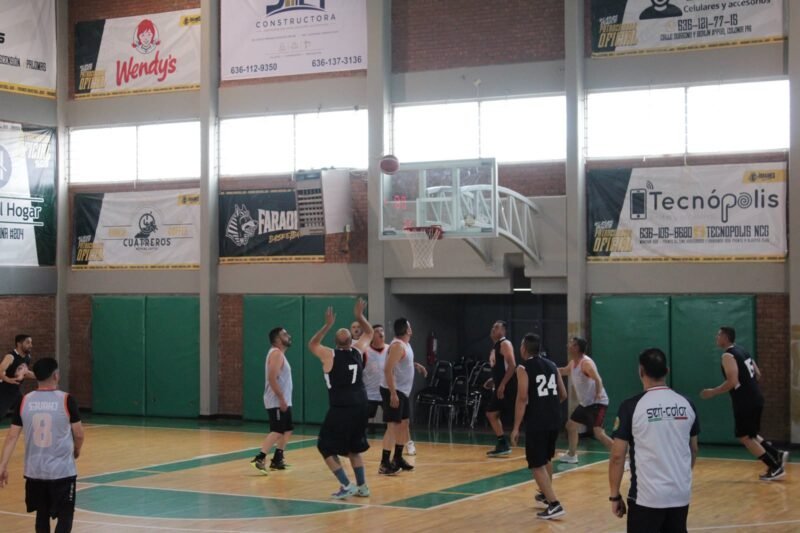 Sección 8 del SNTE arranca campeonato estatal de básquetbol en Casas Grandes