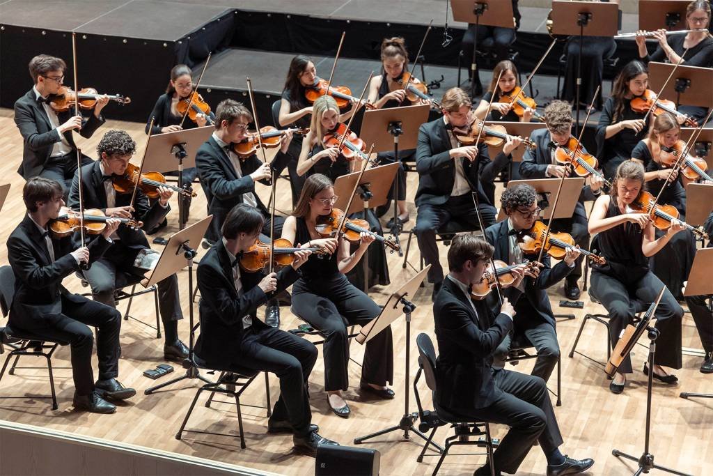 Telefónica fusiona la música clásica y la inteligencia artificial para medir las emociones del público en directo