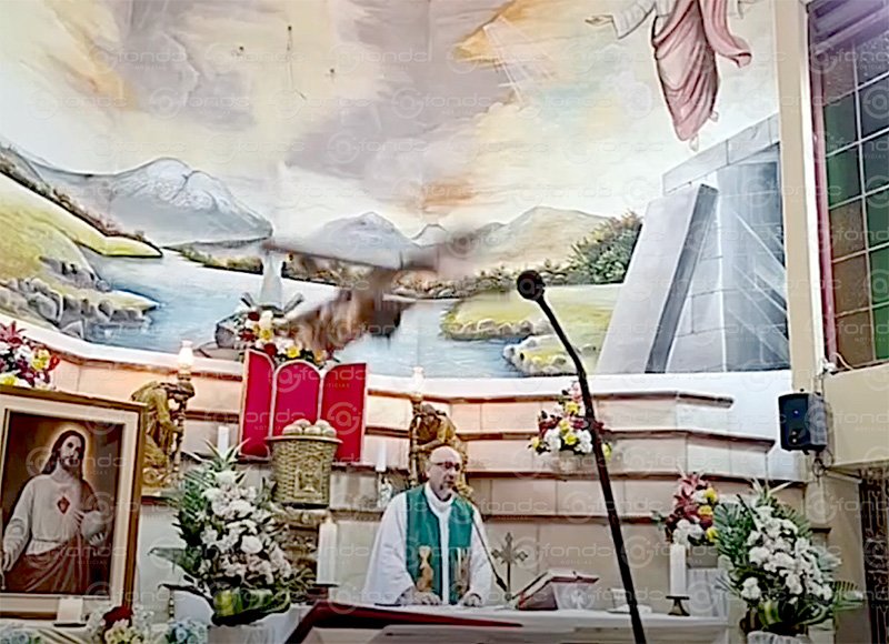 Tragedia en pleno templo: un sacerdote fallece tras ser aplastado por un crucifijo monumental