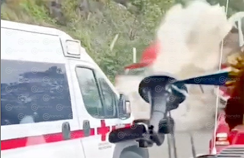 Trágico accidente en Chiapas: tráiler arrolla ambulancias y deja saldo de dos personas fallecidas